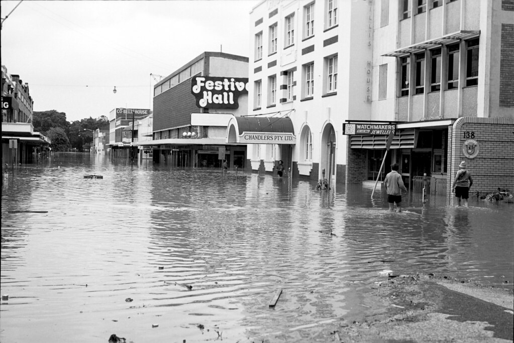 1974 Brisbane flood photograph 3 of 7: residential flooding