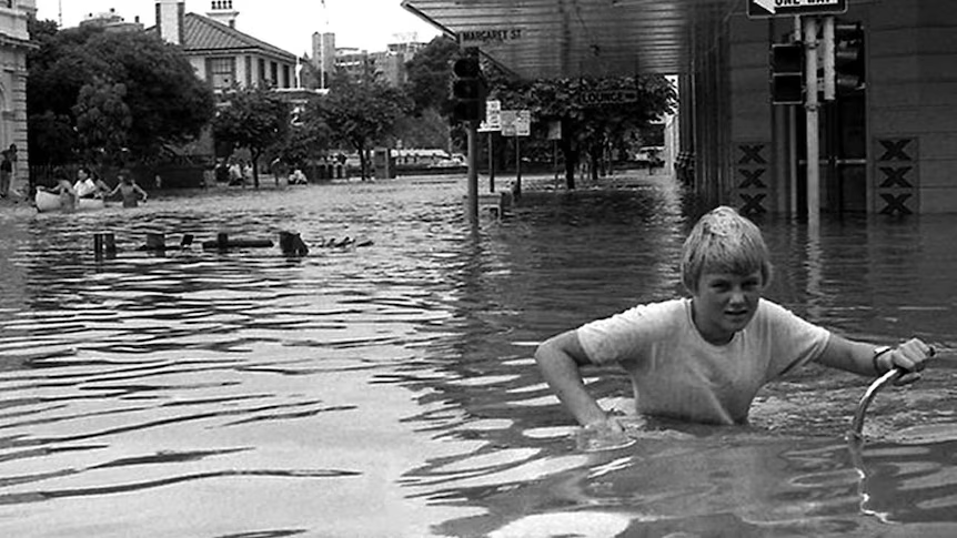 1974 Brisbane flood photograph 4 of 7: urban floodwaters