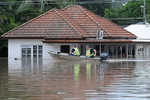 2010–11 Queensland floods photograph 7 of 20: widespread flooding