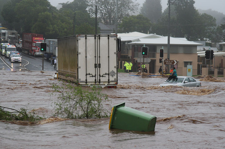 2010–11 Queensland floods photograph 5 of 20: Toowoomba flash flood