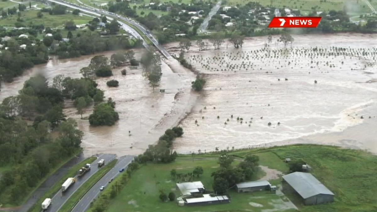 2010–11 Queensland floods photograph 15 of 20: documentary scene