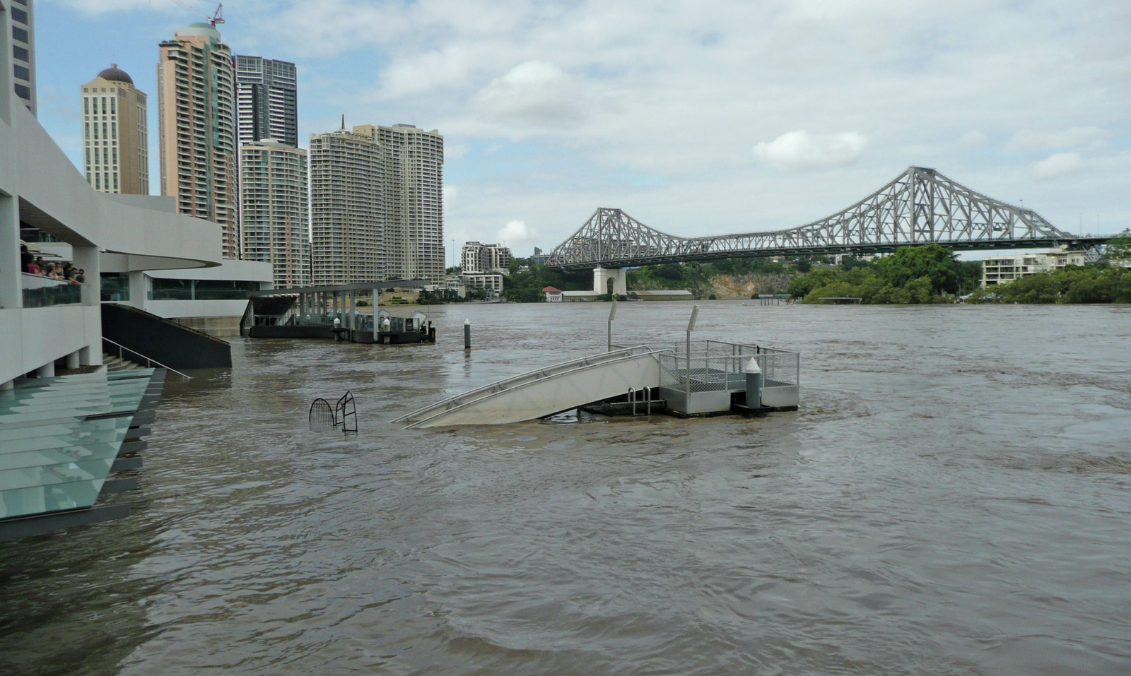2010–11 Queensland floods photograph 4 of 20: published graphic