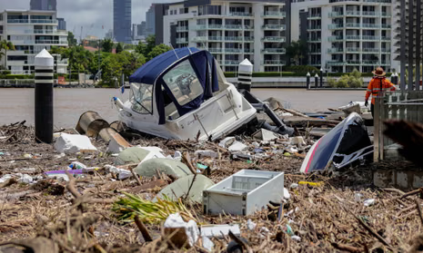 2022 SEQ floods photograph 6 of 14: street-level flooding